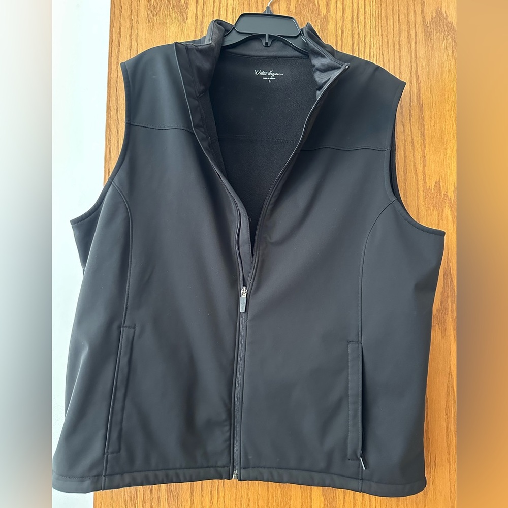 Men’s Large Walter Hagen Golf Vest. Large. Zip front .